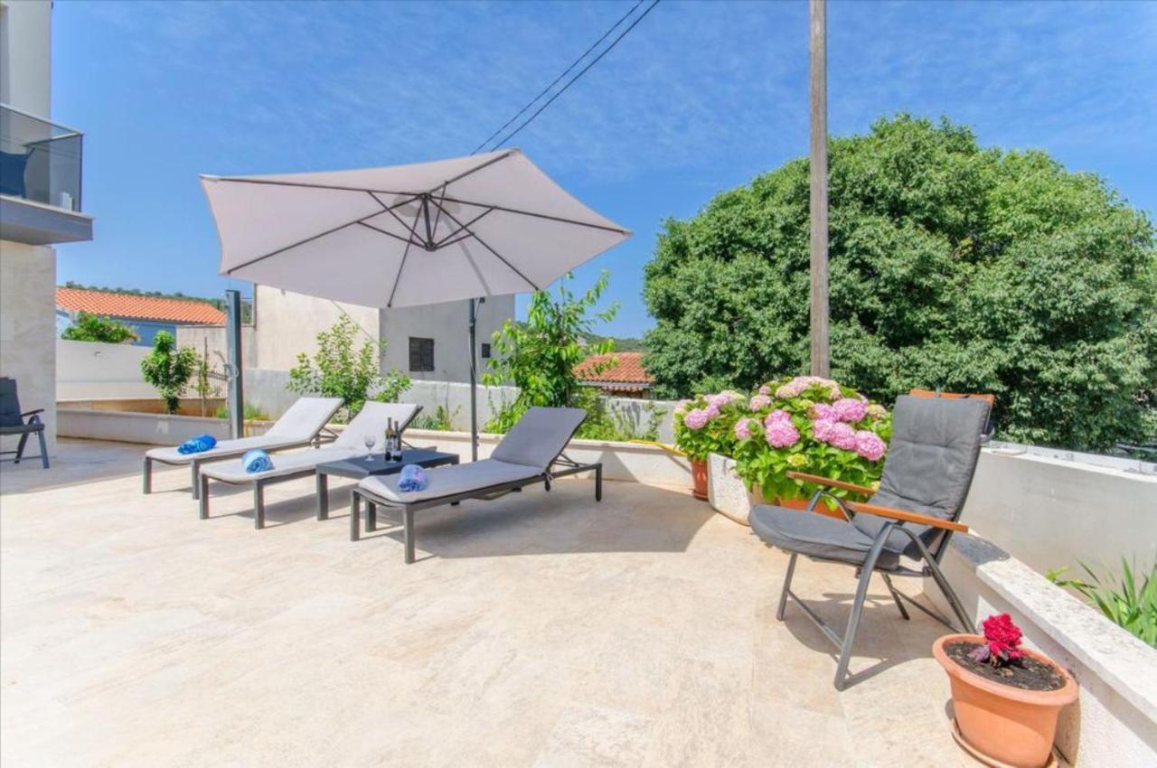 Villa La Veliki Drvenik Exteriér fotografie